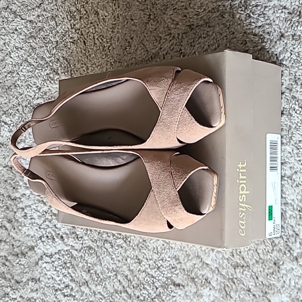 Easy Spirit Annalisat Suede Sandals size 6W